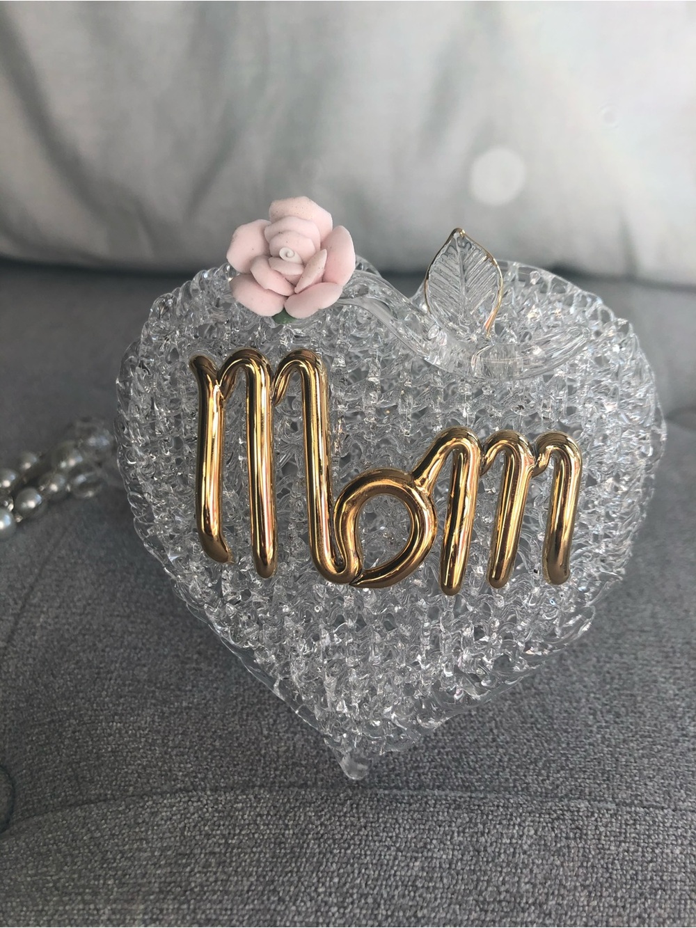 Mom heart with flowers gold accents Crystal like glass figurine keepsake decor